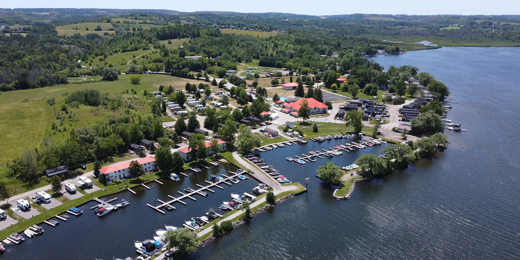 Golden Beach Resort — Ontario